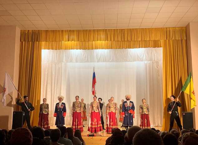 «Творческие встречи»: ансамбль «Казачья застава» выступил для жителей Башмаковского района