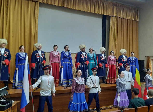 Копия Ансамбль «Казачья застава» выступил в Областном сборном пункте