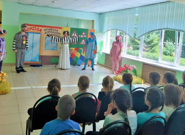Группа «Калейдоскоп» выступила в гимназии № 42 г. Пензы