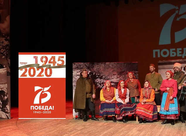 Ансамбль русской этнической музыки «Миряне» исполняет песню «Давно мы дома не были»