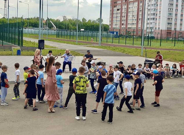 Творческий коллектив «Экспромт» выступил для учащихся средней школы № 78 города Пензы