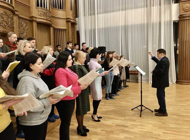 Софья Семьянова и академический хор Губернаторской симфонической капеллы готовятся исполнить Мессу ре-мажор А. Дворжака