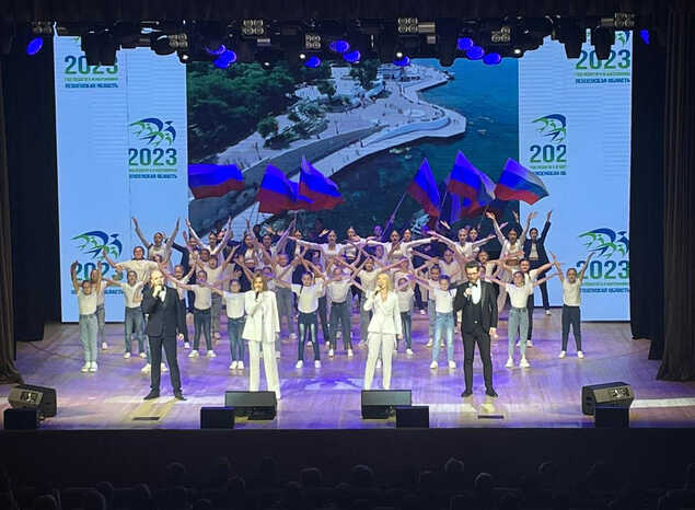 Артисты «Пензаконцерта» выступили в ЦКР «Дом офицеров»