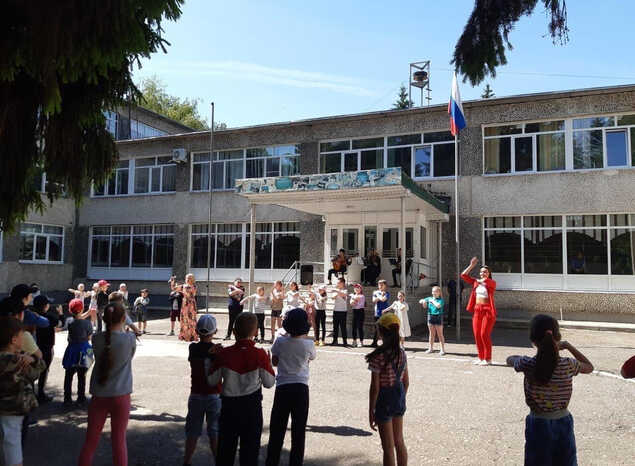 «Экспромт» выступил в средней школе № 51 г. Пензы