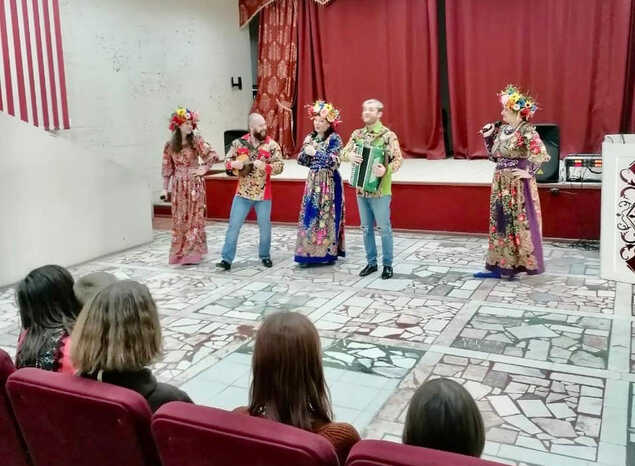 Ансамбль «Злато-Серебро» выступил в санатории им. Володарского