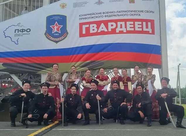 Ансамбль «Казачья застава» выступил на закрытии сборов «Гвардеец»
